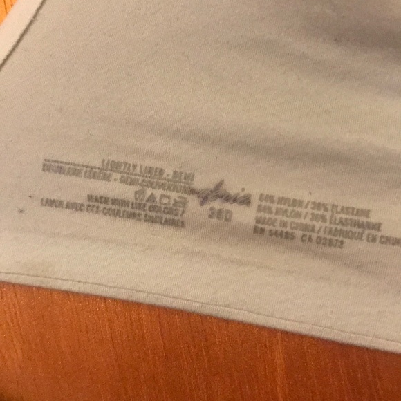 Aerie t-shirt bra - Picture 2 of 3